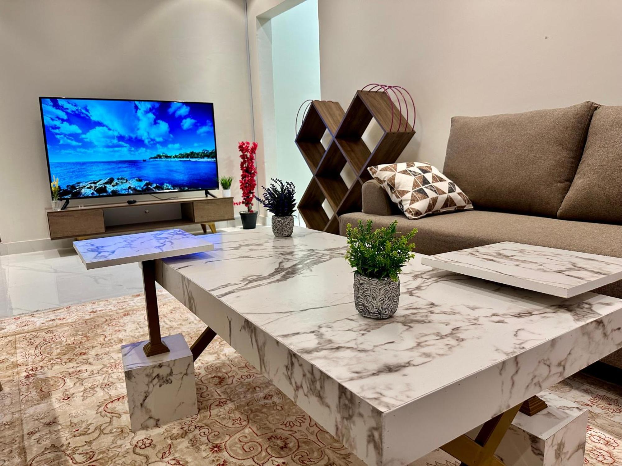 شقه غرفتين وصالة رقم 6 باثاث مودرن ودخول ذاتي Apartment Riyadh