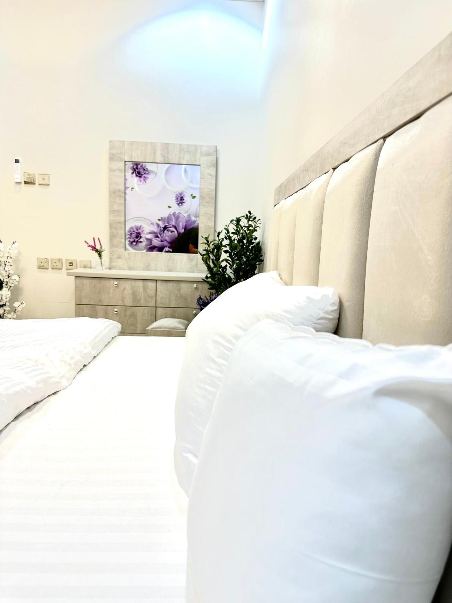 Apartment شقه غرفتين وصالة رقم 6 باثاث مودرن ودخول ذاتي Riyadh